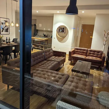 Luxury Waterfront Floor With An Amazing View דירה בלגרד