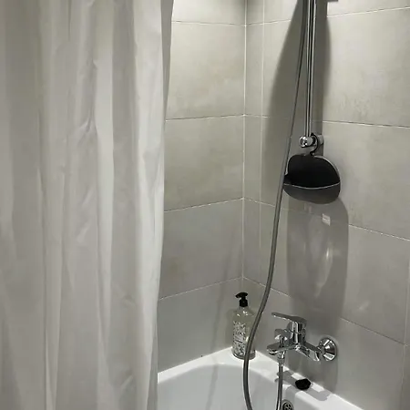 Luxury Waterfront Floor With An Amazing View דירה