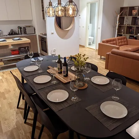 דירה Luxury Waterfront Floor With An Amazing View בלגרד