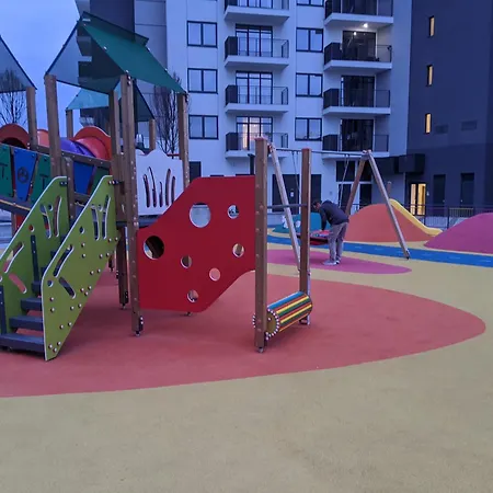 Luxury Waterfront Floor With An Amazing View