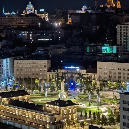 Luxury Waterfront Floor With An Amazing View דירה בלגרד