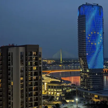 Luxury Waterfront Floor With An Amazing View דירה בלגרד